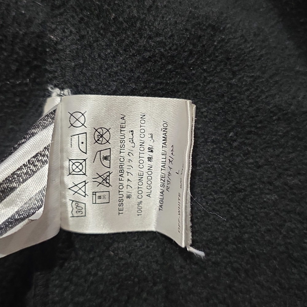 OFF-WHITE HOODIE SIZE L Decorative embroidered patches down both sleeves. - Picture 15 of 16